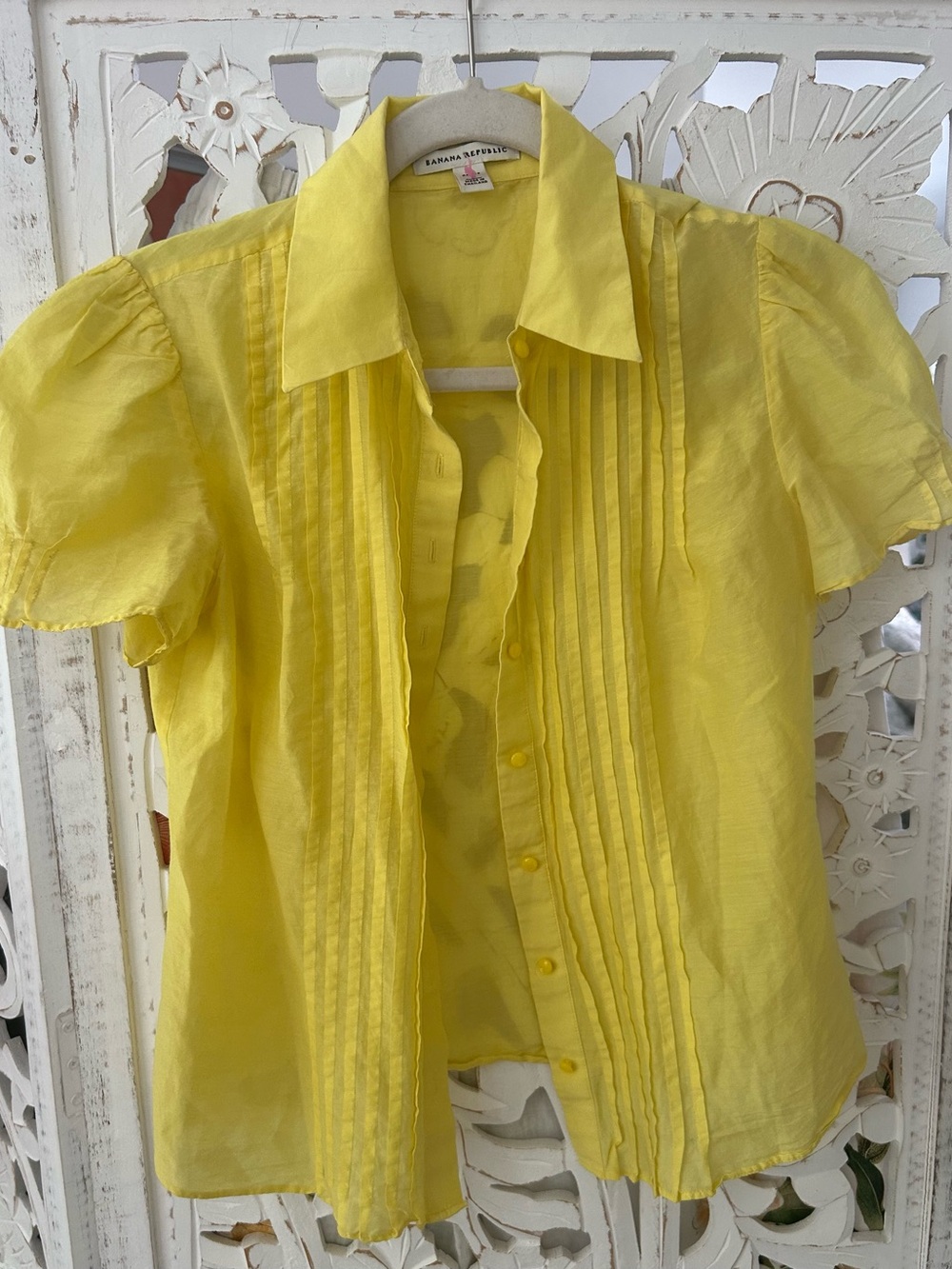 Banana Republic Bright Yellow women's Pintuck Short-Sleeve Blouse
